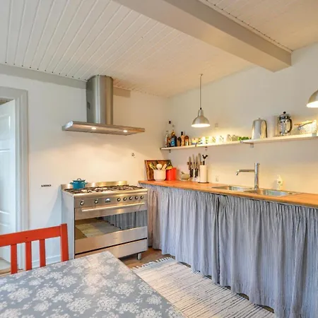 بيت للعطل Stunning In With Kitchen Højer